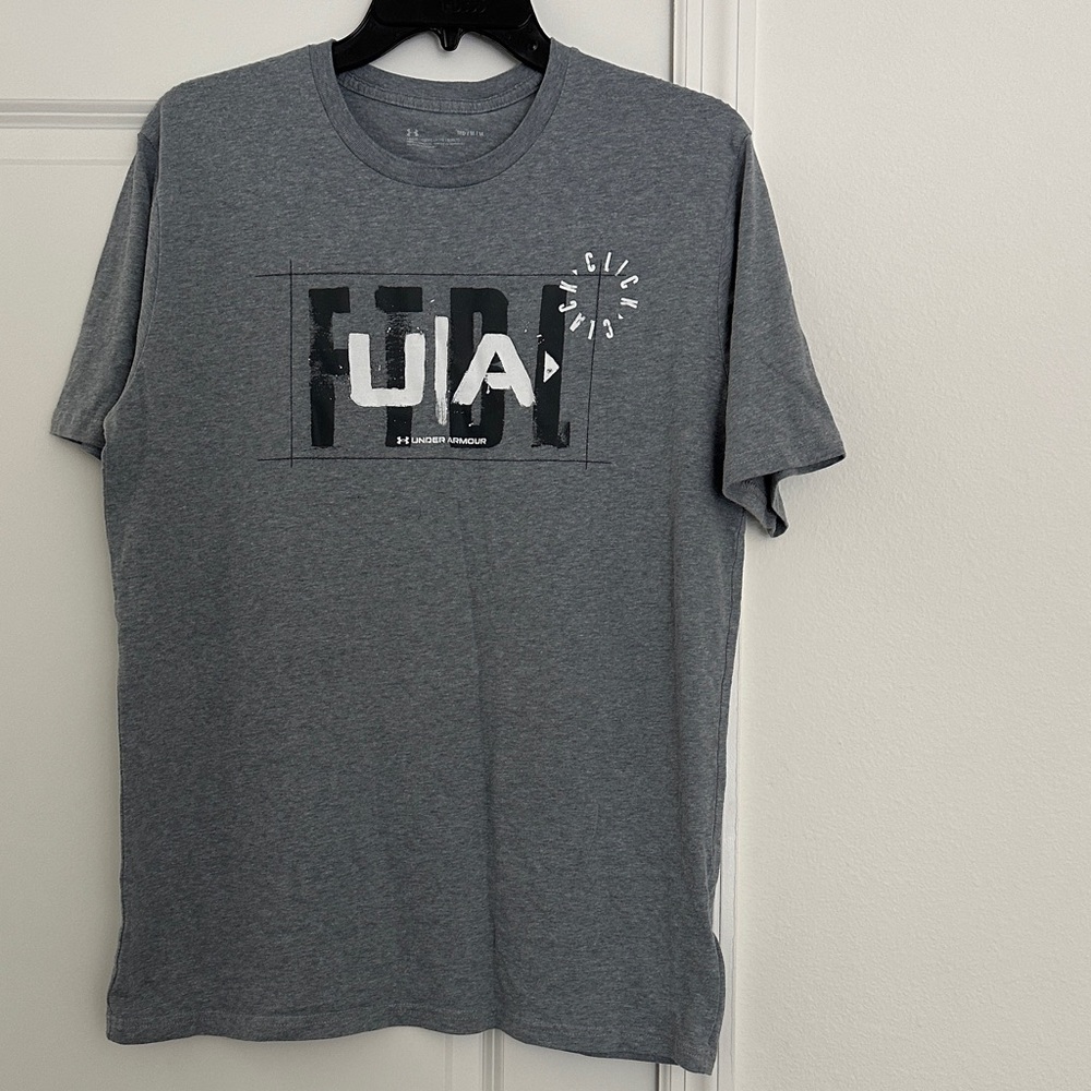 Under Armour Men's Gray Graphic Tee